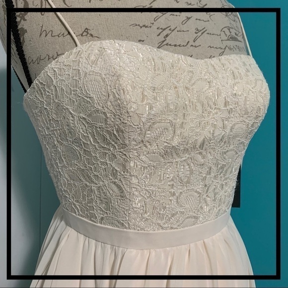 AQUA Dresses Ivory Spaghetti Strap Lace Dress - Picture 2 of 8